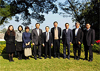 The delegation meets with Prof. Joseph Sung (4th from right), Vice-Chancellor of CUHK at VC’s Lodge